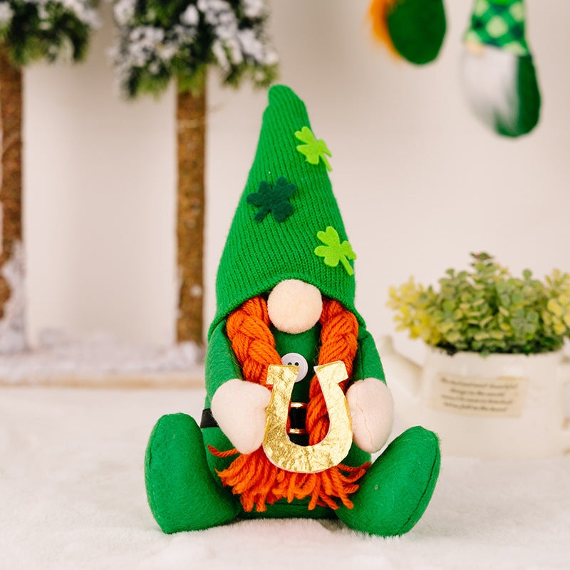 St Patricks Day Gnomes, Shamrock Hat and Horseshoe